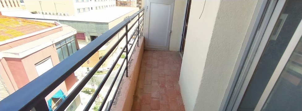 Piso en venta  en Calle Juan De La Cierva Elda Alicante