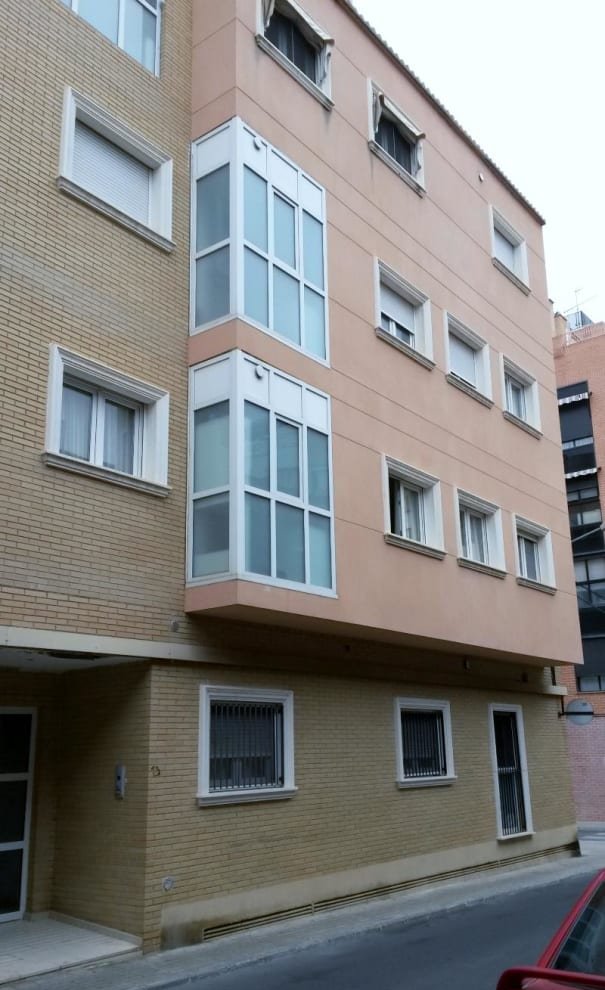 Garaje en venta  en Calle Vicente Blasco Ibaez Riba-Roja De Tria Valencia