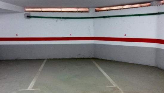 Garaje en venta  en Calle Vicente Blasco Ibaez Riba-Roja De Tria Valencia