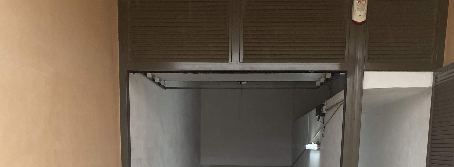 Garaje en venta  en  Vicent Andres Estelles Benignim Valencia