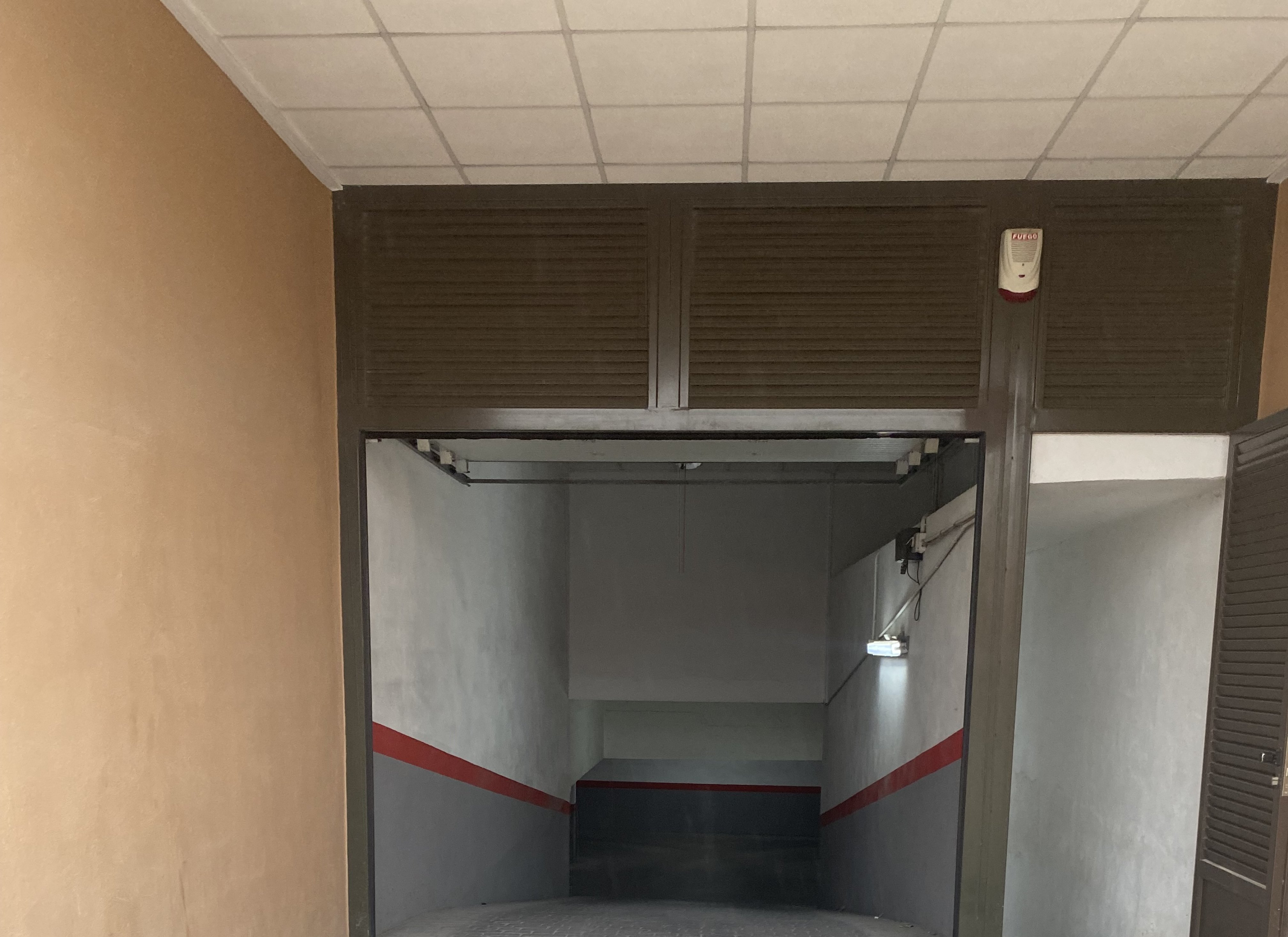Garaje en venta  en  Vicent Andres Estelles Benignim Valencia