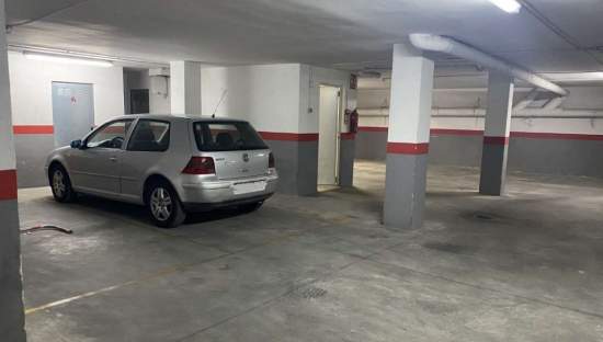 Garaje en venta  en  Vicent Andres Estelles Benignim Valencia