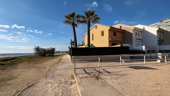 Casa Adosada en venta en El Puig, Valencia