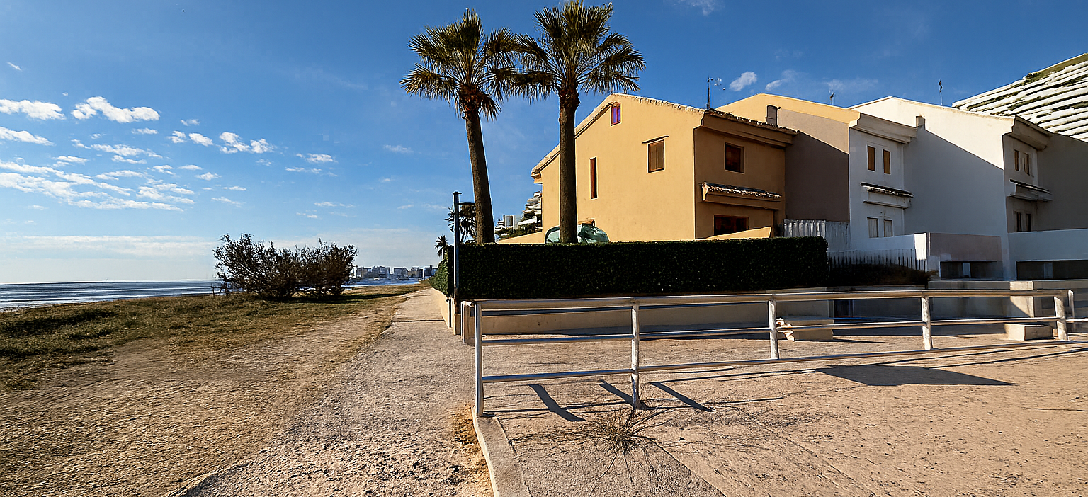 Casa Adosada en venta en El Puig, Valencia