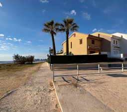 Casa Adosada en venta en El Puig, Valencia