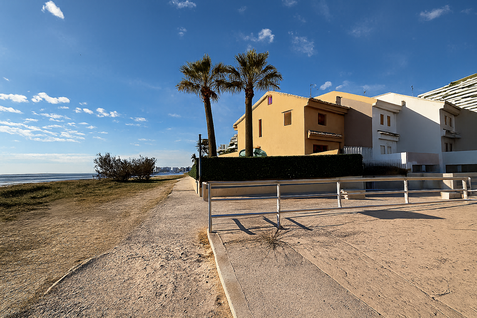 Casa Adosada en venta en El Puig, Valencia