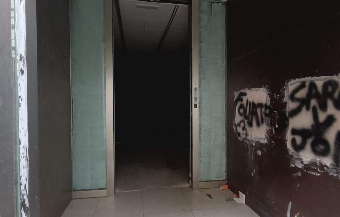 Oficina en venta en Corbera, Valencia