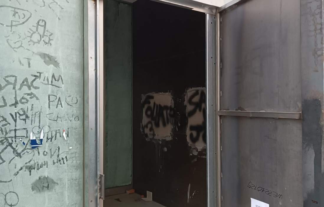 Oficina en venta en Corbera, Valencia