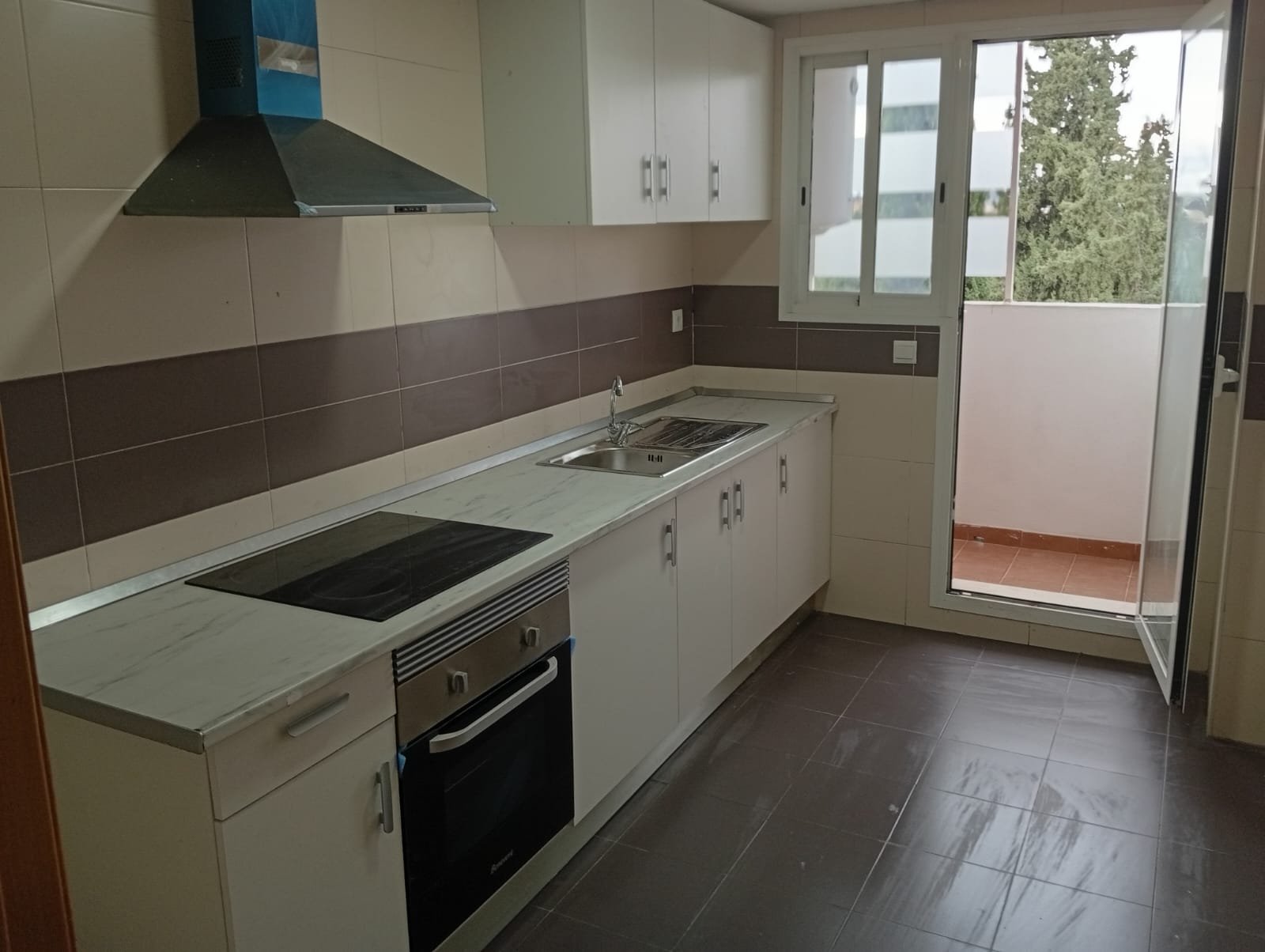 Piso en alquiler en La Pobla De Vallbona, Valencia