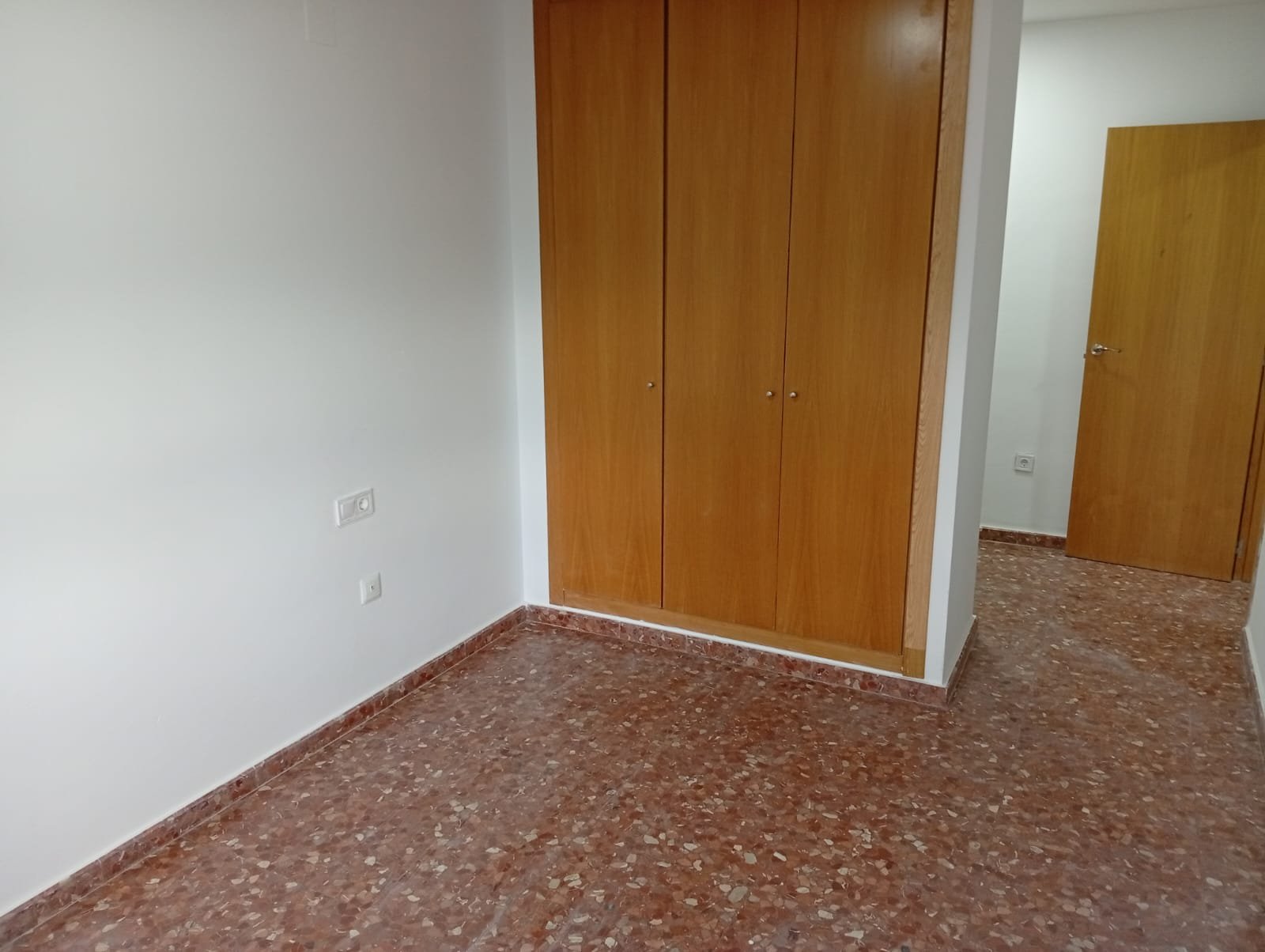 Piso en alquiler en La Pobla De Vallbona, Valencia