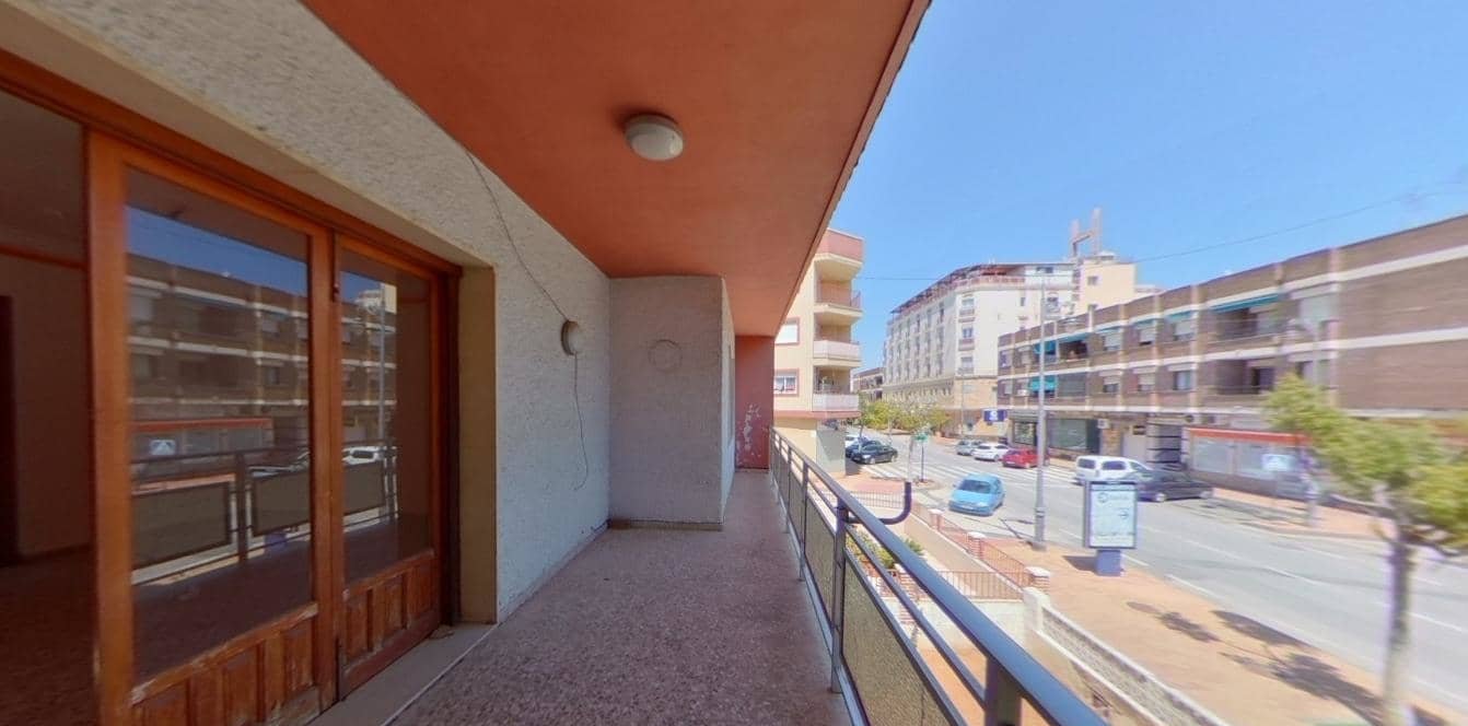 Piso en venta en Avenida Romeria Virgen Del Carmen San Pedro Del Pinatar Murcia