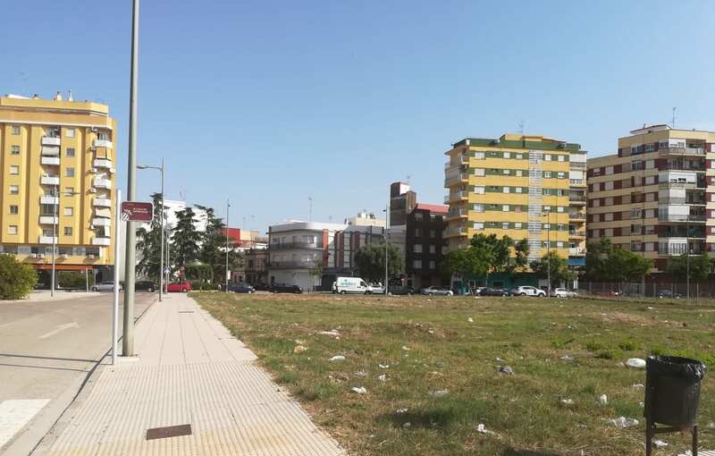 Urbano Solar en venta  en Calle Comunidad Valenciana Alzira Valencia