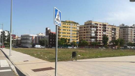 Urbano Solar en venta  en Calle Comunidad Valenciana Alzira Valencia