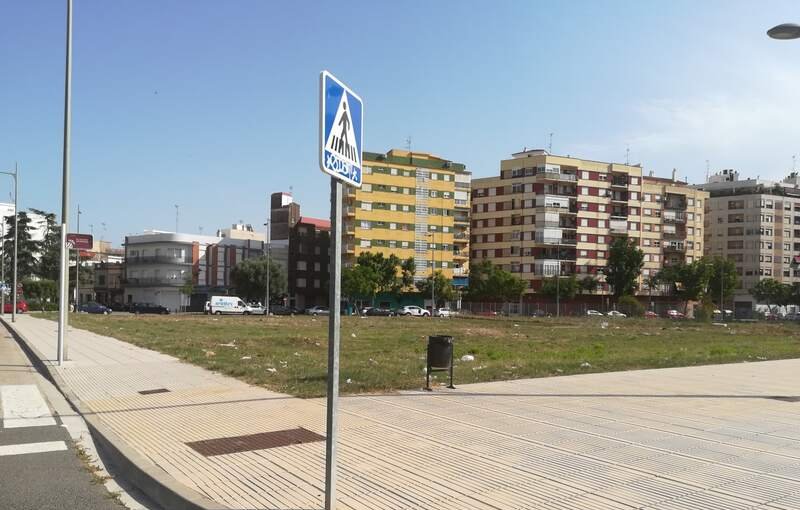 Urbano Solar en venta  en Calle Comunidad Valenciana Alzira Valencia