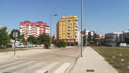 Urbano Solar en venta  en Calle Comunidad Valenciana Alzira Valencia