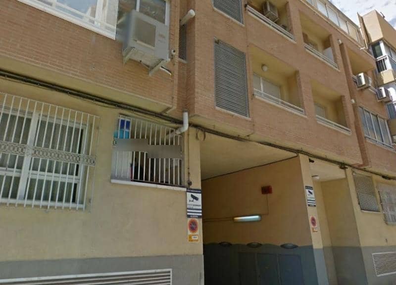 Garaje en venta  en Calle Alferez Diaz Sanchis Alicante Alicante