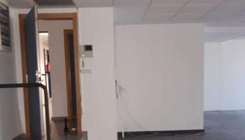 Nave industrial en venta por 161800 de 210m en condiciones de restauracin en calle puerto pol ind ingruins SaguntoSagunt