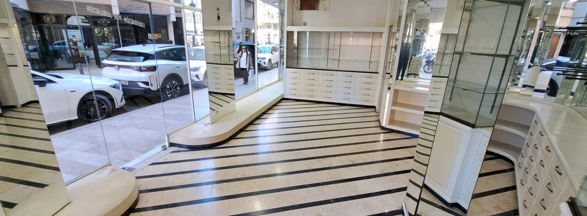 Local en alquiler en Valencia, Valencia
