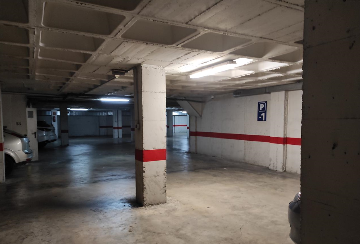 Garaje en venta en Villajoyosa, Alicante