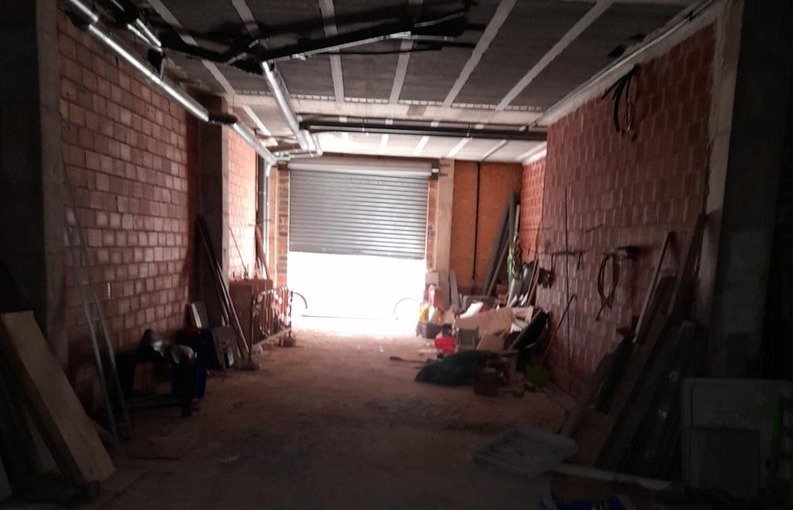 Local en Sagunto, Valencia