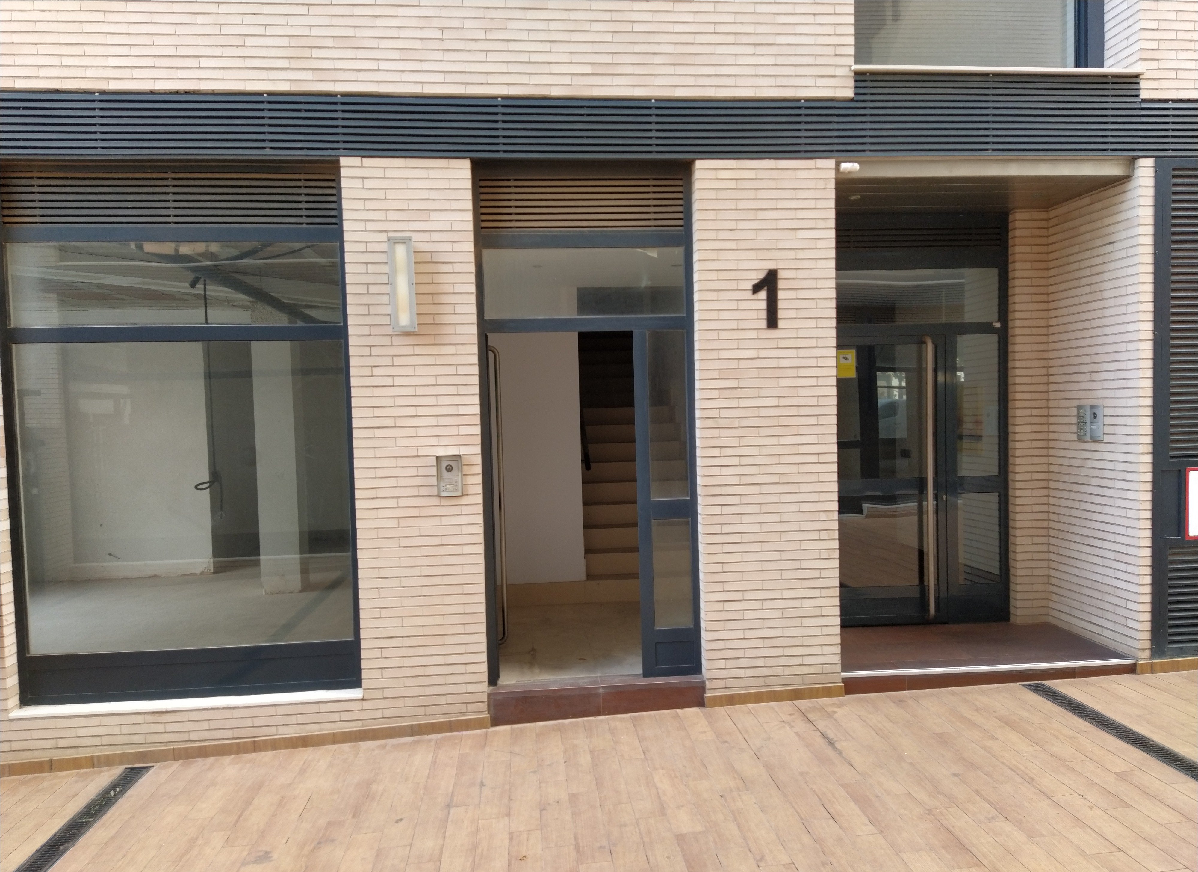 Compra local comercial por 86000 de 75m en condiciones de restauracin en cquevedo Castelln de la PlanaCastell de la Plana