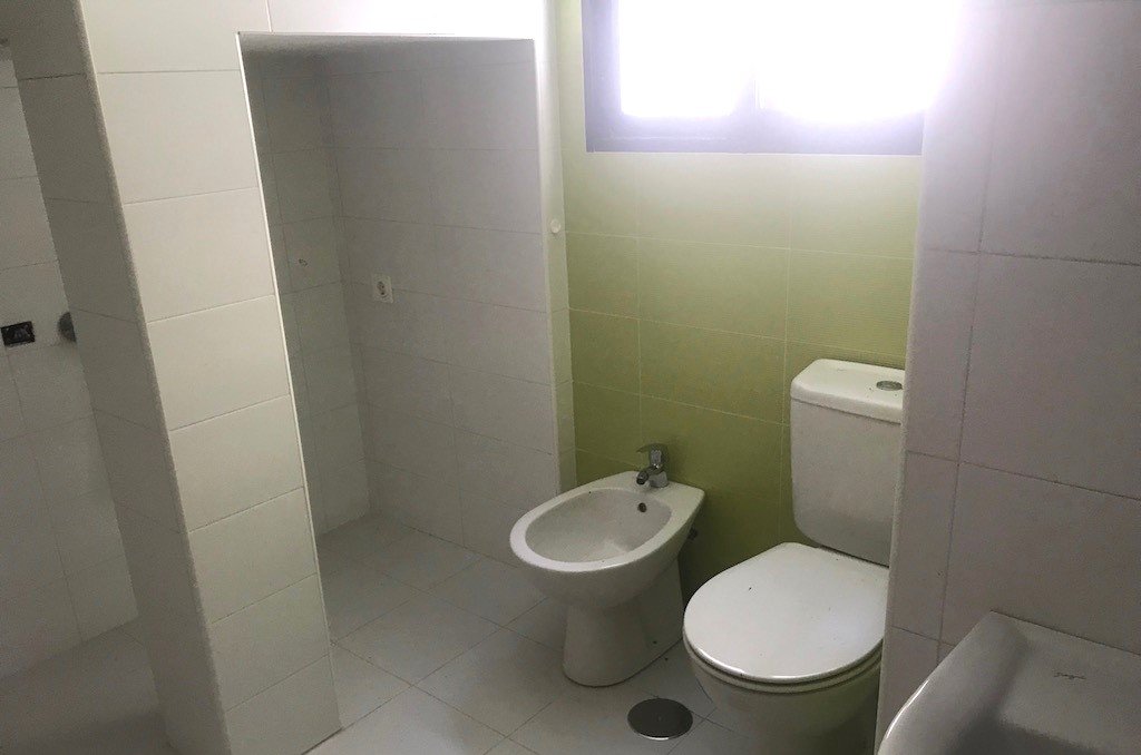 Piso en venta en calle mayor en Murcia por 116000 con 148m y 3 habitaciones