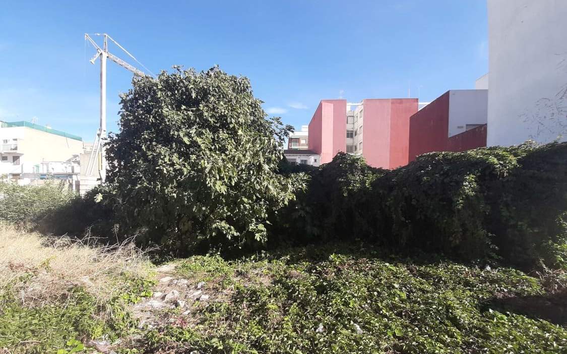 Solar en venta en Calle Benidorm Paterna Valencia