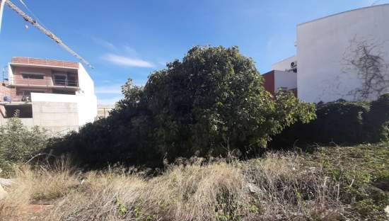 Solar en venta en Calle Benidorm Paterna Valencia