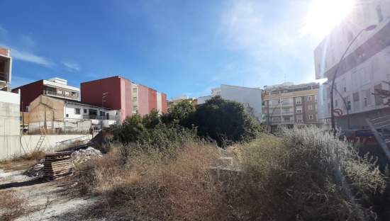 Solar en venta en Calle Benidorm Paterna Valencia