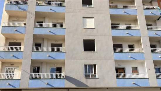 Local Comercial en venta  en Calle Clemente Gosalvez Torrevieja Alicante