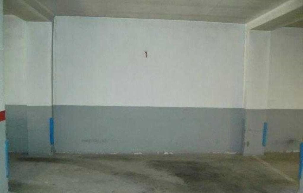 Garaje en venta en Calle Goya Novelda Alicante