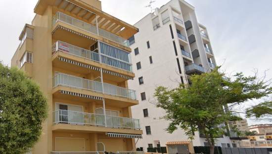 Garaje en venta en Avenida Del Puerto Guardamar Del Segura Alicante