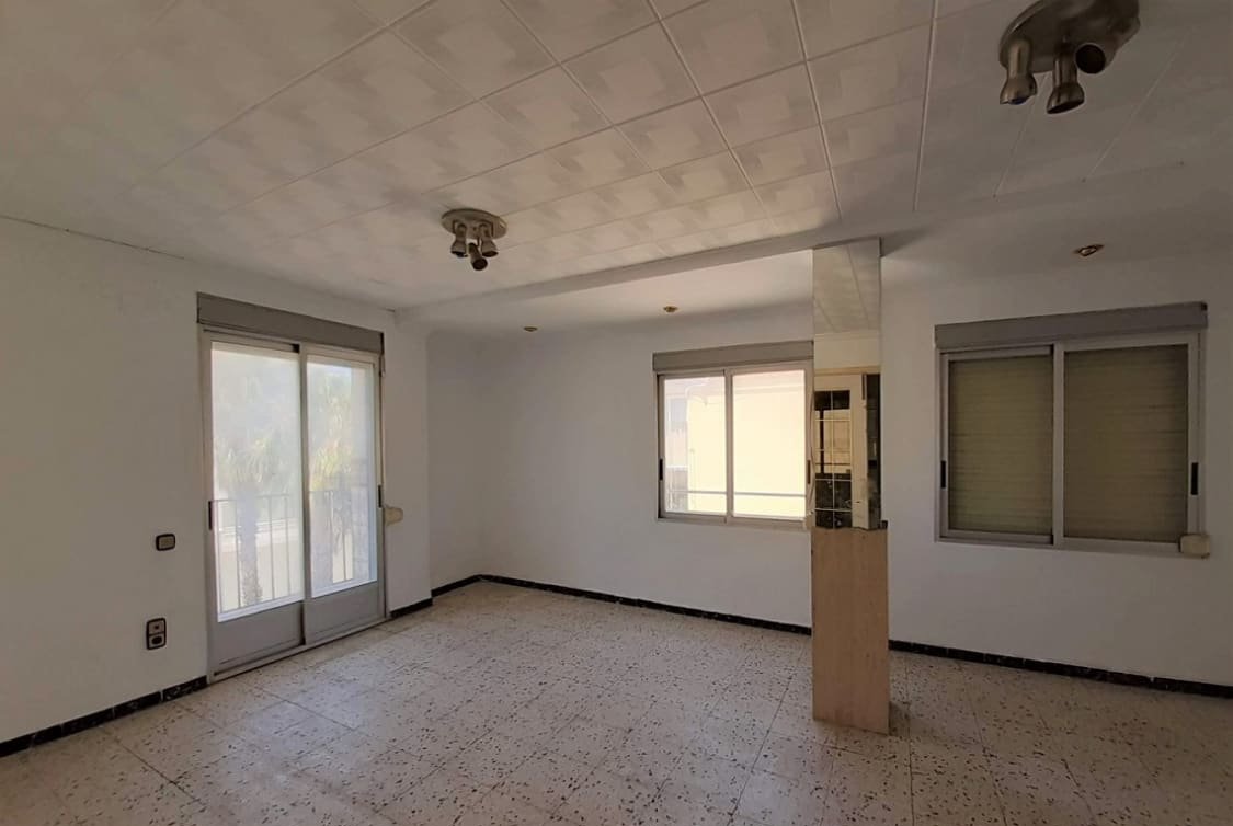 Piso en venta  en Calle Benegida Alberic Valencia