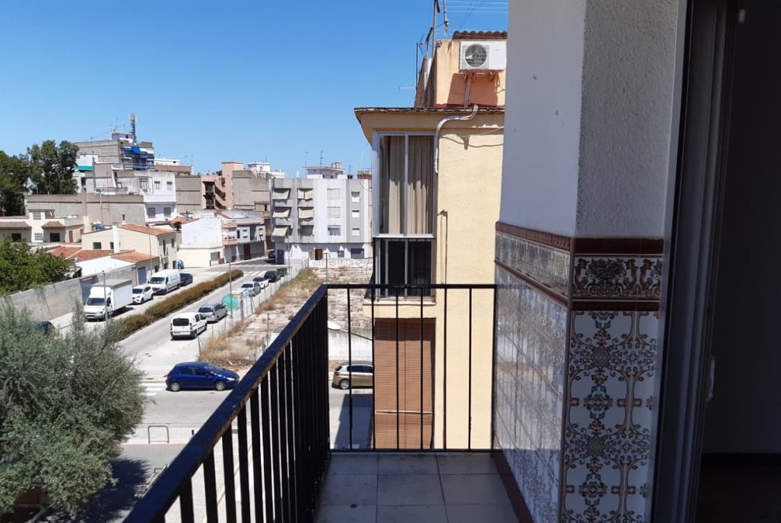 Piso en venta  en Calle Benegida Alberic Valencia