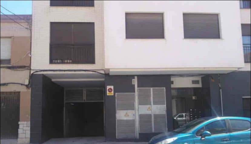 Garaje en venta  en Calle Arzob M Y Costa Villores Castelln