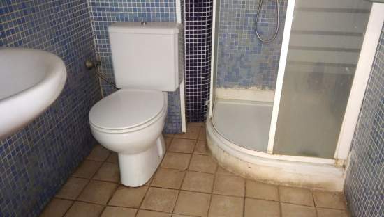 Venta de piso por 92.000 con 188m y siete habitaciones en calle sagunto Vall dUixó la