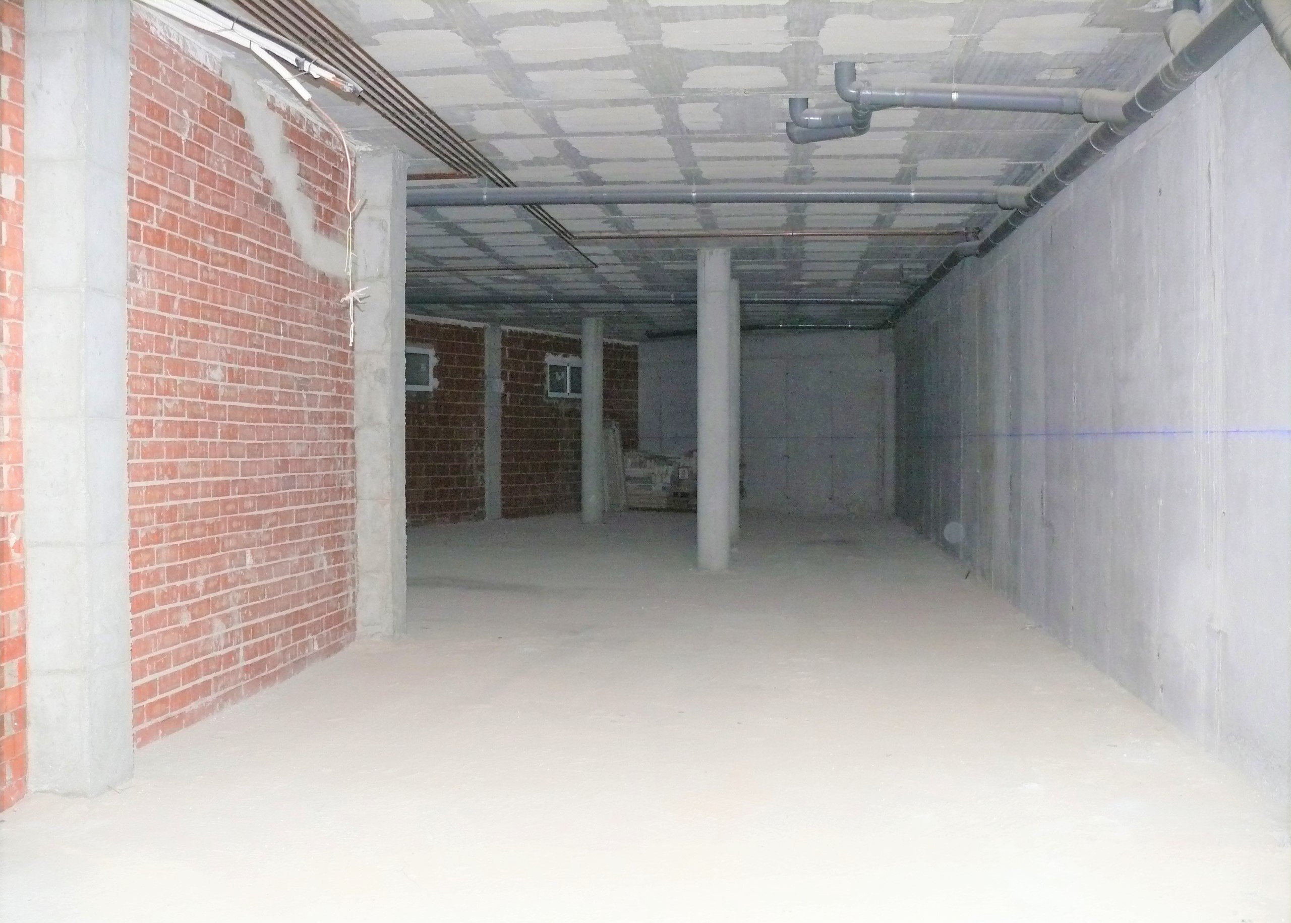Local comercial disponible en caljucer Alhama de Murcia por 123000 de 269m en perfectas condiciones