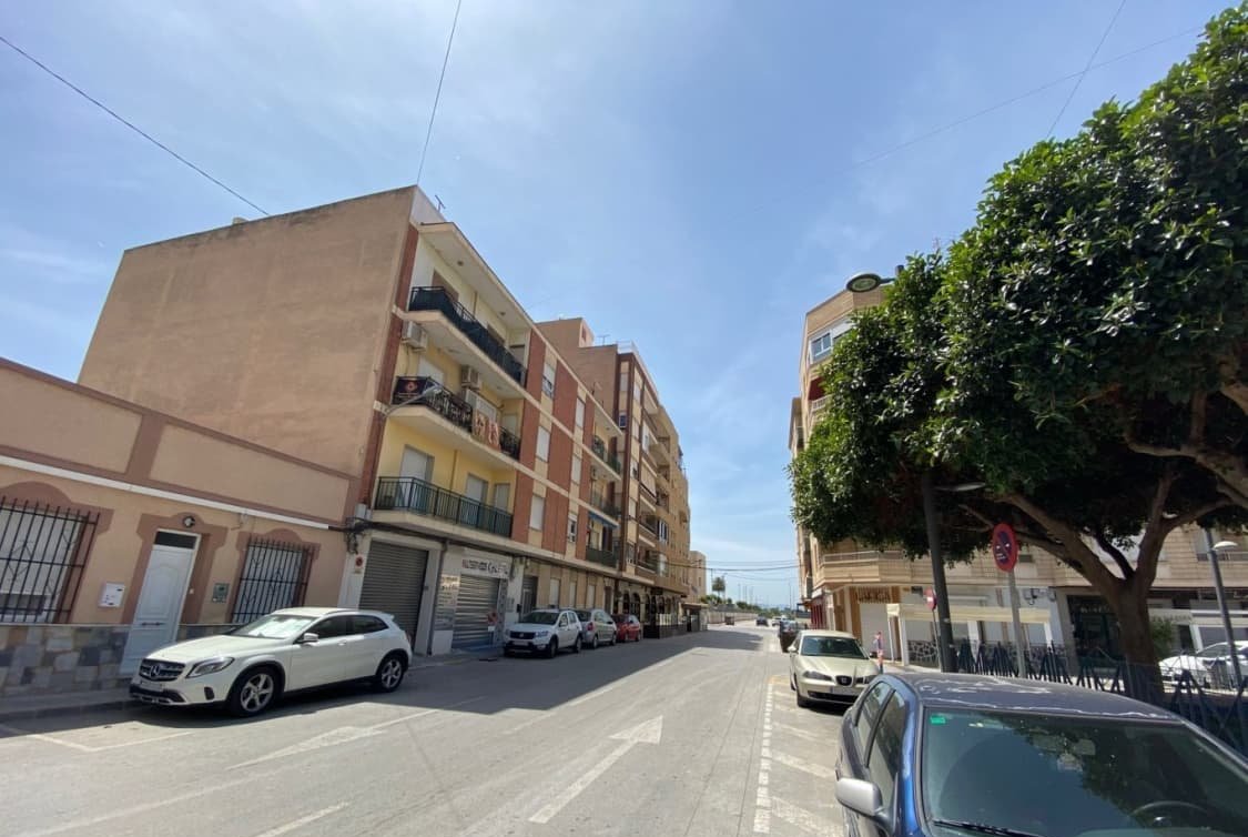 Piso en venta  en Calle Jesus Jorda Redovn Alicante