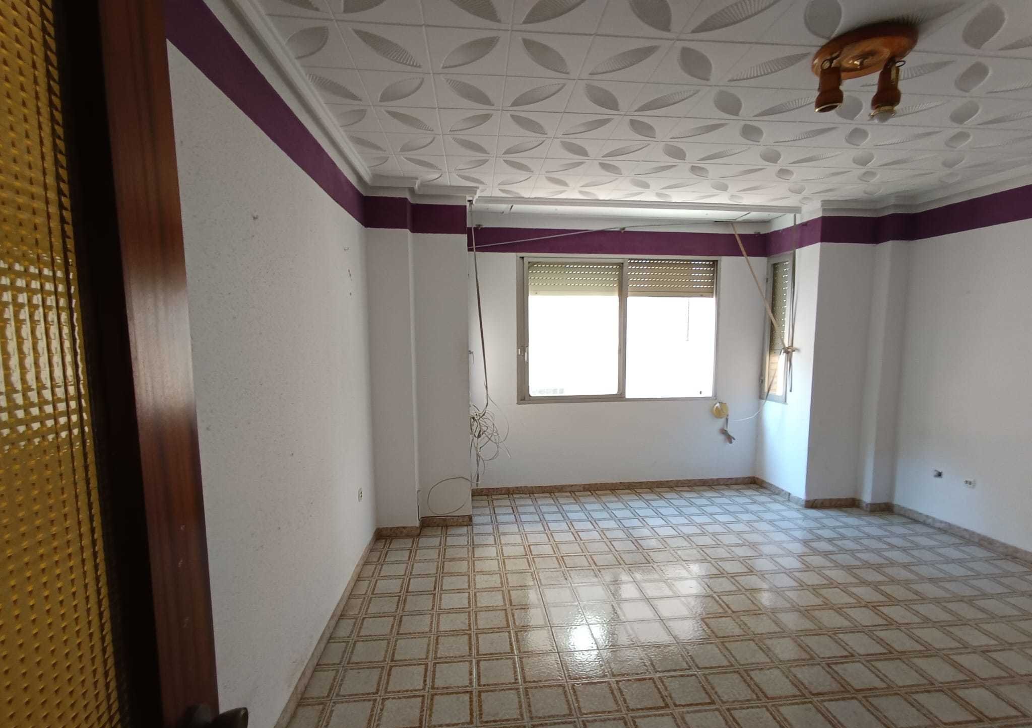 Piso en C Santísima Sangre