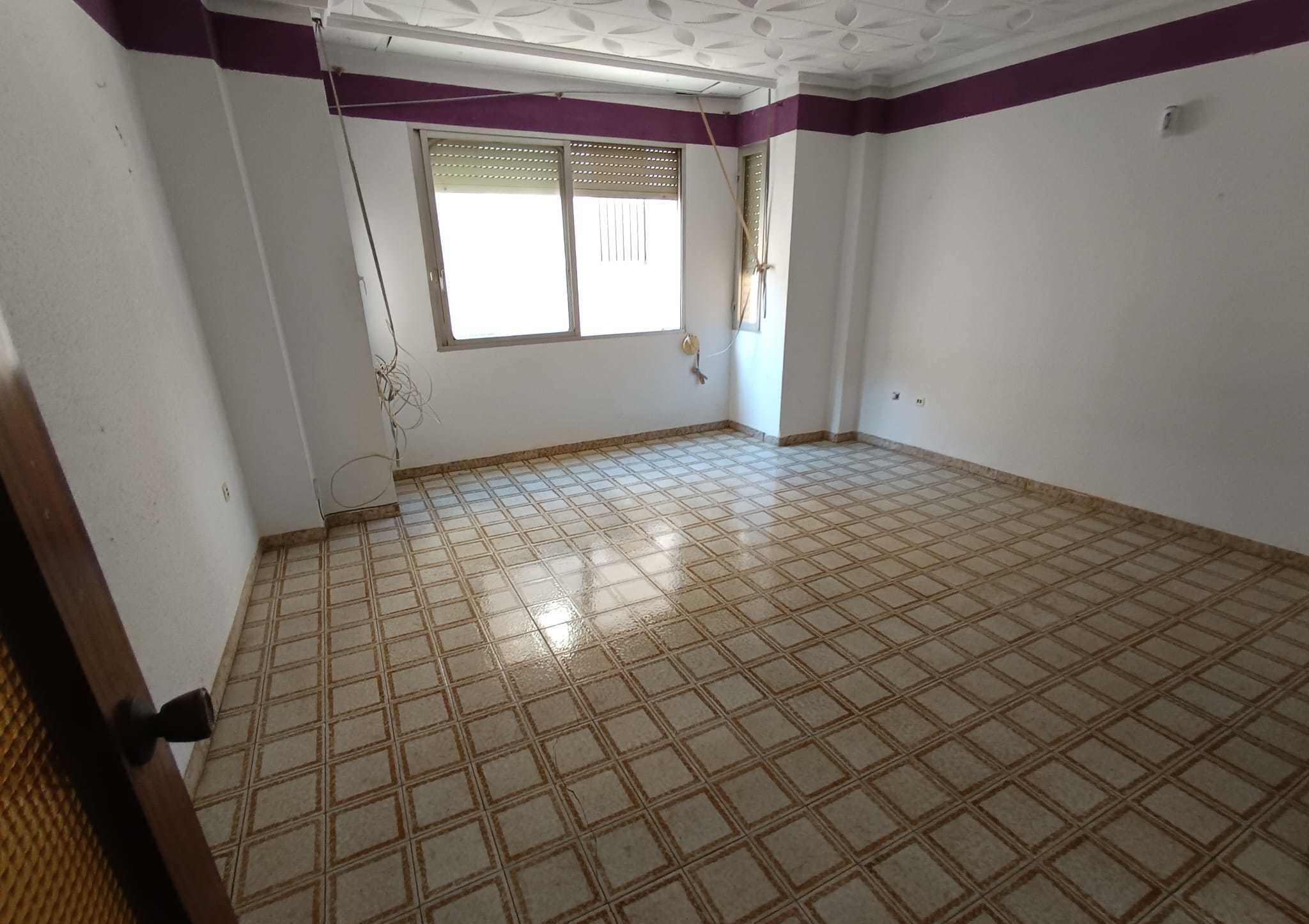 Piso en C Santísima Sangre