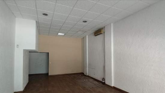 Se oferta local comercial en calle san juan bautista en AlicanteAlacant por 102.570 de 125m en condiciones de restauración