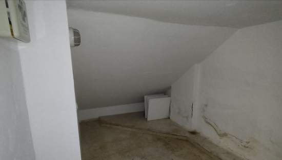 Se oferta local comercial en calle san juan bautista en AlicanteAlacant por 102.570 de 125m en condiciones de restauración
