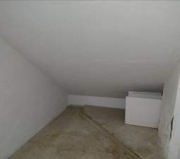 Se oferta local comercial en calle san juan bautista en AlicanteAlacant por 102.570 de 125m en condiciones de restauración
