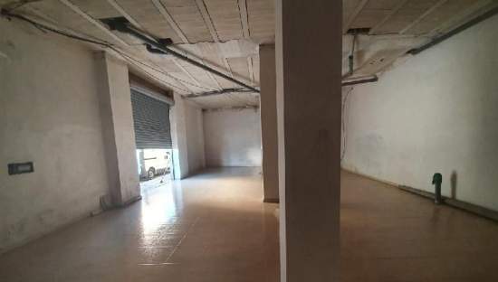 Venta de local comercial en calle de la libertad Rafal por 59000 con 130m en condiciones de restauracin