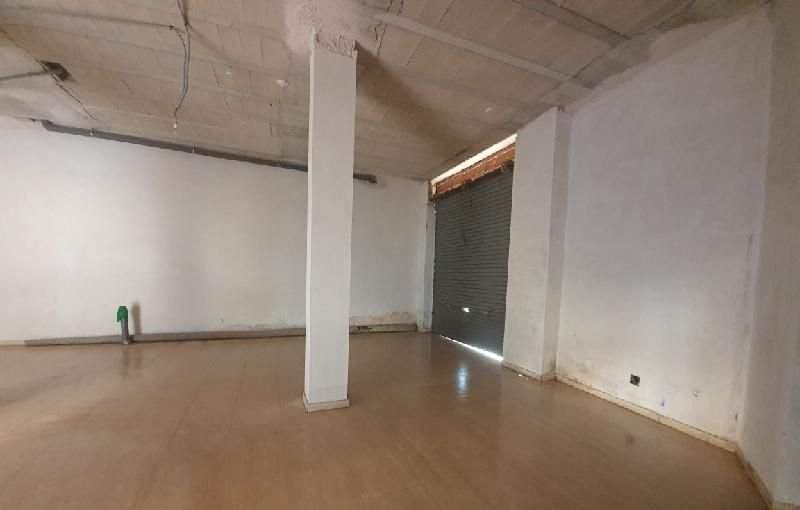 Venta de local comercial en calle de la libertad Rafal por 59000 con 130m en condiciones de restauracin