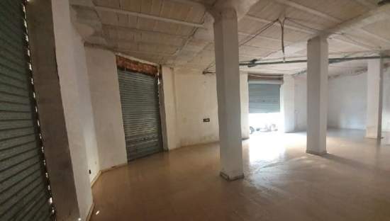 Venta de local comercial en calle de la libertad Rafal por 59000 con 130m en condiciones de restauracin