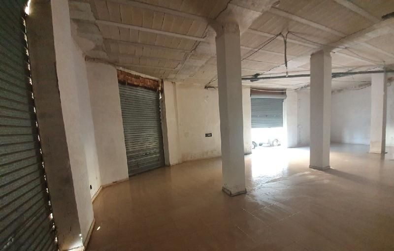 Venta de local comercial en calle de la libertad Rafal por 59000 con 130m en condiciones de restauracin
