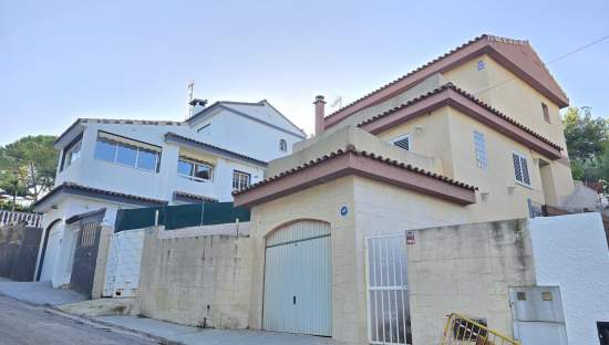 Chalet en venta en Chiva, Valencia