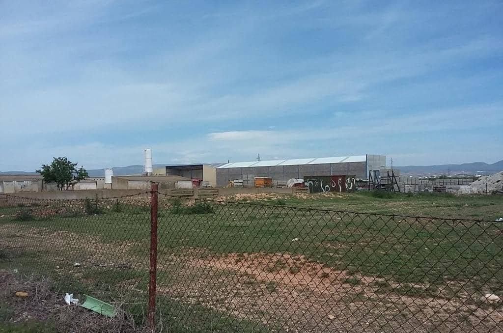 Urbanizable Programado en venta  en Calle Poligono Numero Tres Caudete De Las Fuentes Valencia