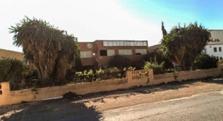 Nave industrial en Av. Espioca- Vía Augusta, Silla Valencia
